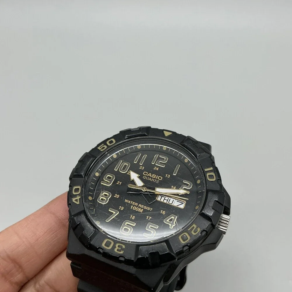Casio see photos